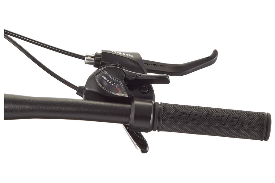 Velo adulte 26 pouces raleigh avec 1 casque vtt btwin taille à Chaulnes Velo adulte 26 pouces raleigh avec 1 casque vtt btwin taille à Chaulnes
